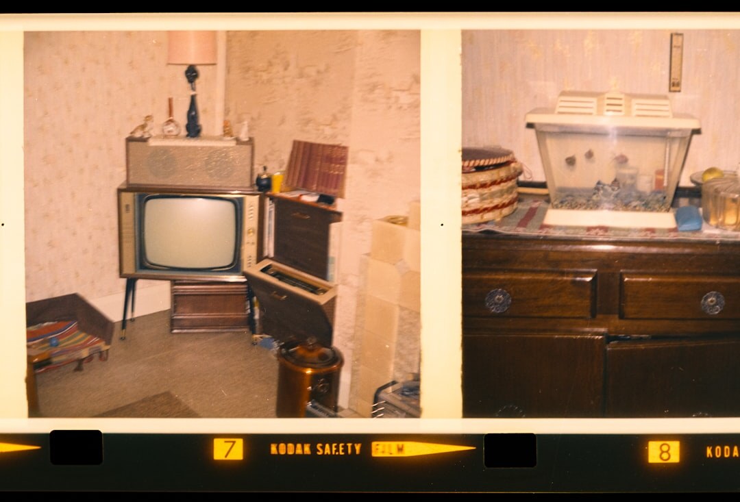 retro tv commercial